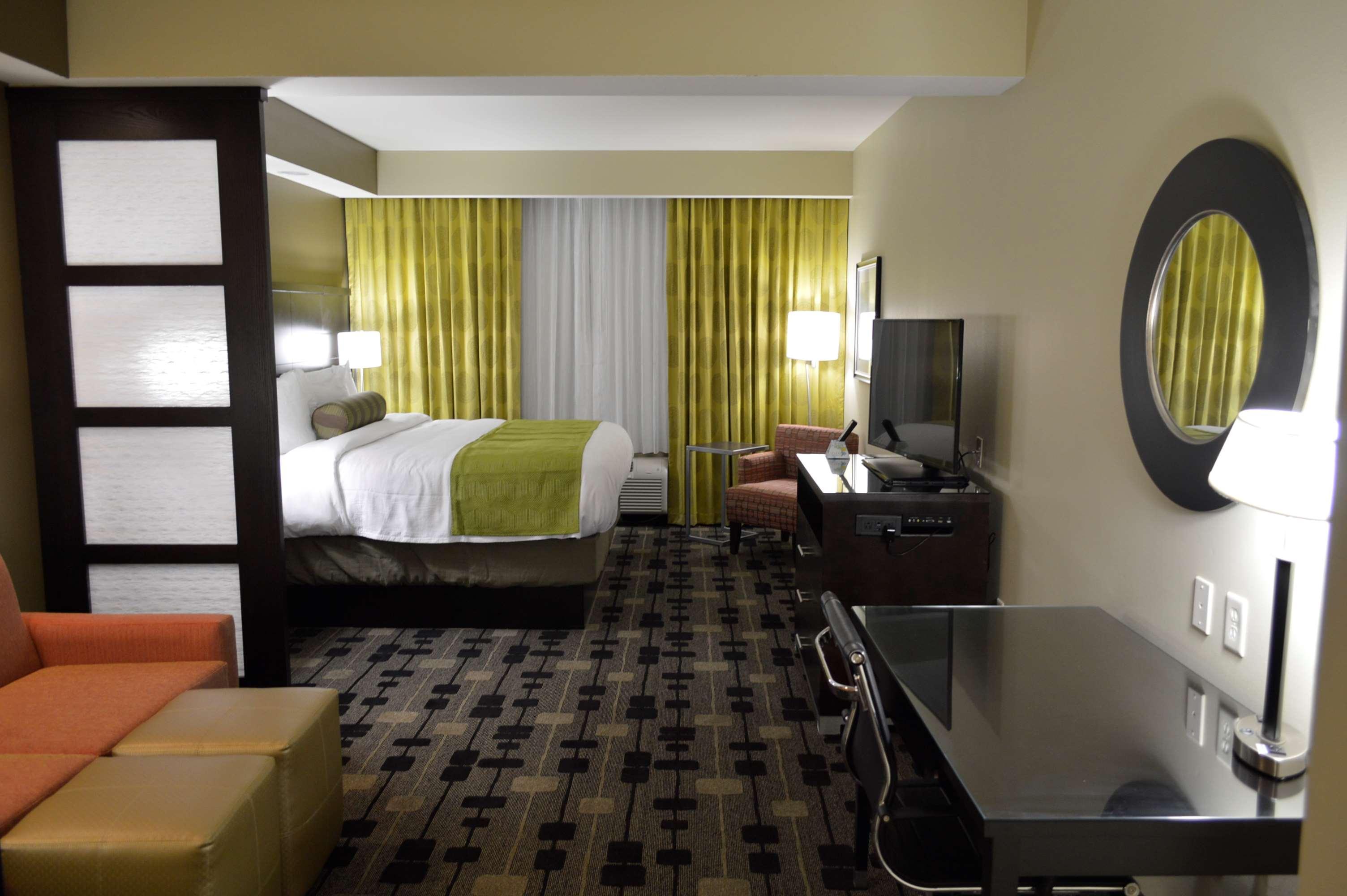 הטיסבורג Best Western Plus University Inn מראה חיצוני תמונה